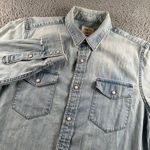 Gap 1969 Denim Shirt Mens M Slim Fit Light Blue Western Snap Button Long Sleeve